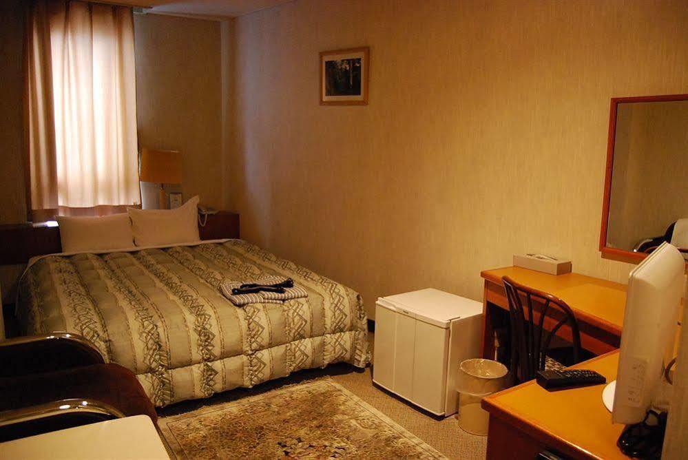 Hotel Kikuei Namba Osaka Esterno foto